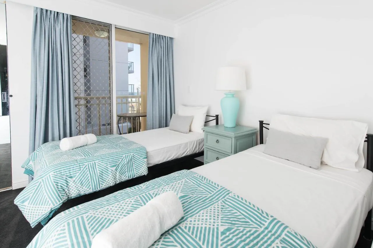 La Grande Apartments Gold Coast 4*,